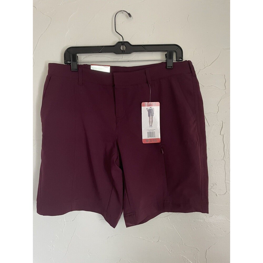 32 degrees. Maroon shorts. Size M